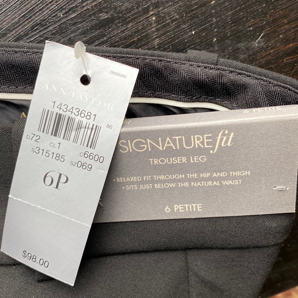 Ann Taylor Signature Fit Black Dress Pants 8